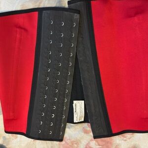 Naken•a Black Shapewear Waist Trainer with Hook Closure